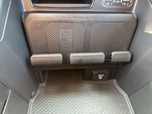 Used 2022 RAM 3500 Limited image 34