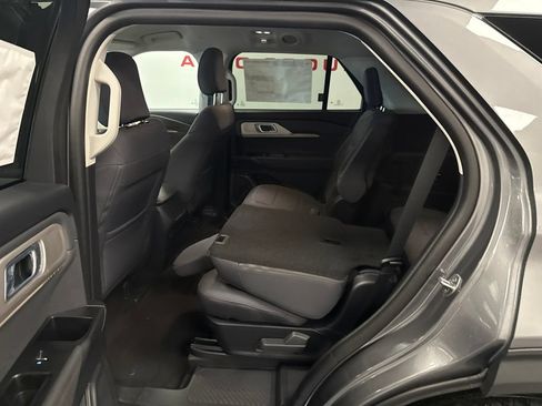 New 2026 Ford Explorer Active AWD/4WD image 26