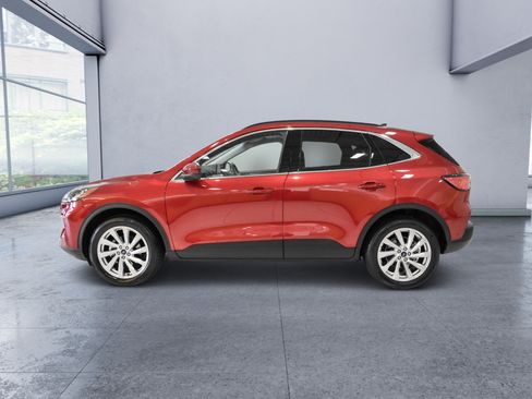 Used 2021 Ford Escape Titanium w/ Titanium Elite Package AWD/4WD image 6