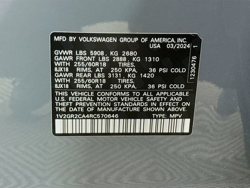 Used 2024 Volkswagen Atlas Peak Edition SEL AWD/4WD image 34