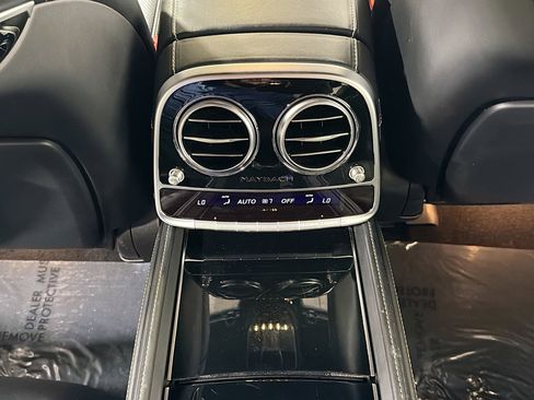 Used 2020 Mercedes-Benz Maybach S 560 4MATIC image 20