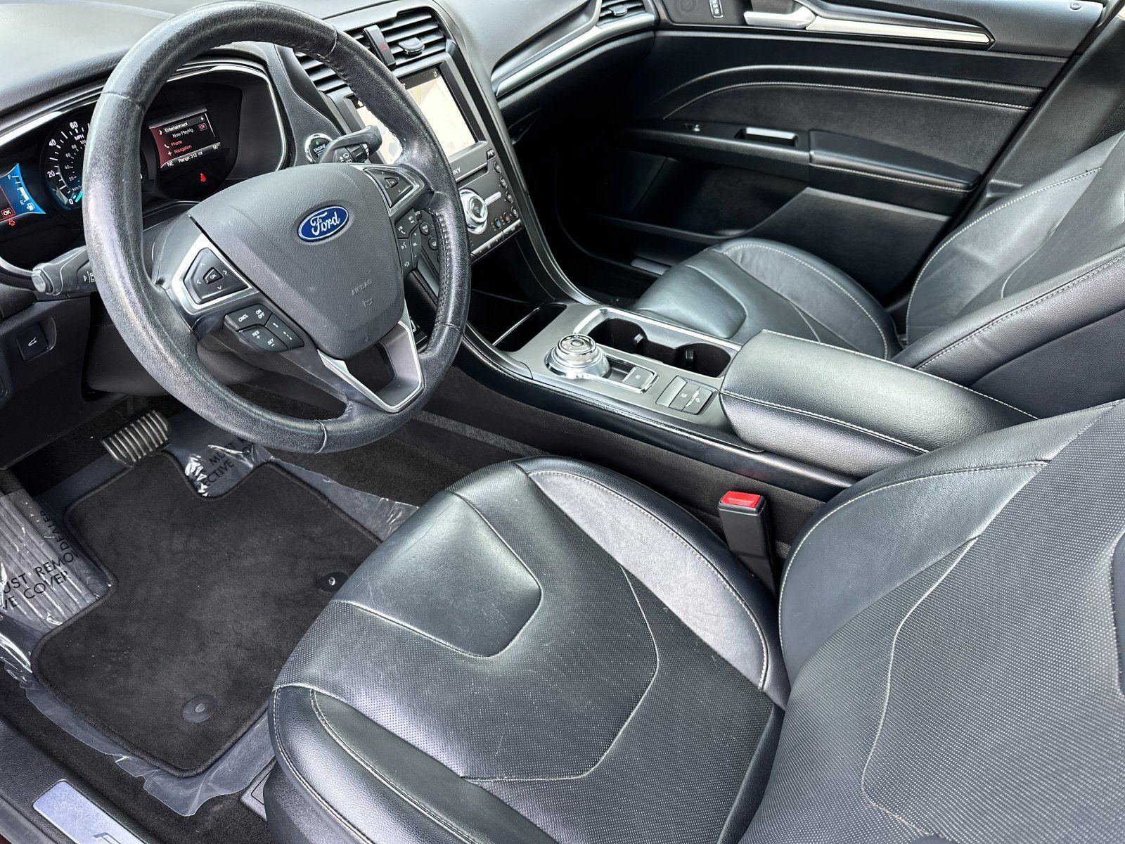 Used 2019 Ford Fusion Titanium FWD image 10