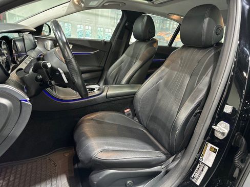 Used 2018 Mercedes-Benz E 300 4MATIC image 5
