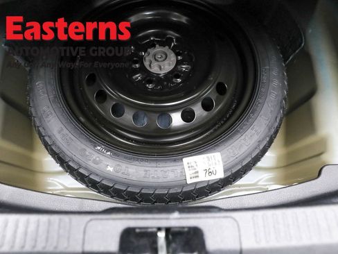 Used 2019 Toyota Camry LE image 22