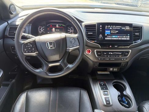 Used 2023 Honda Passport TrailSport image 11