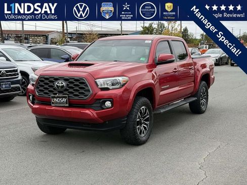 Used 2020 Toyota Tacoma TRD Sport image 3
