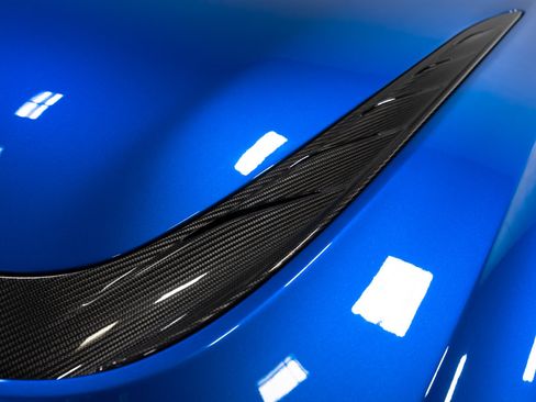 Used 2023 Aston Martin DBS Coupe RWD image 18