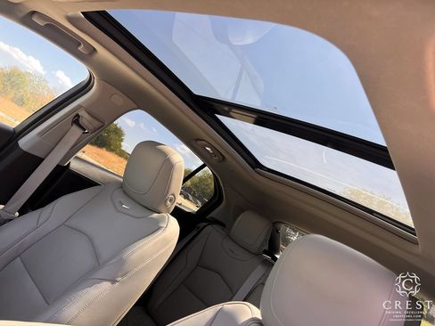 Used 2020 Cadillac XT4 Premium Luxury FWD image 20