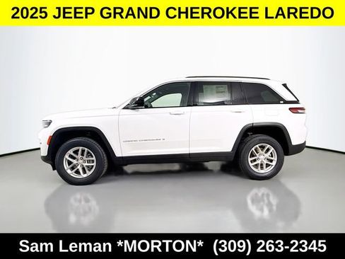 New 2025 Jeep Grand Cherokee Laredo image 4