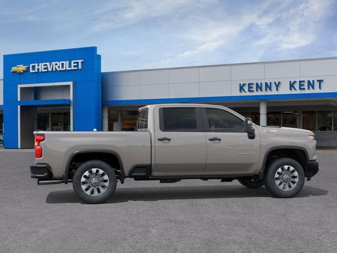 New 2026 Chevrolet Silverado 2500 Custom w/ Custom Value Package AWD/4WD image 5