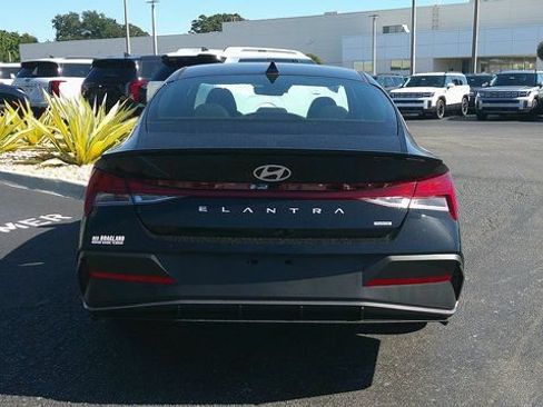 New 2026 Hyundai Elantra SEL w/ Cargo Package FWD image 19