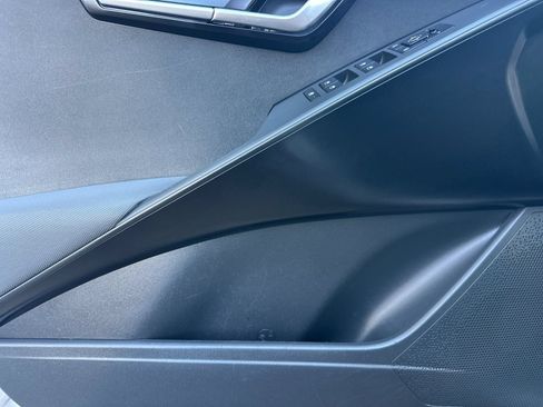Certified 2023 Kia Niro LX FWD image 13