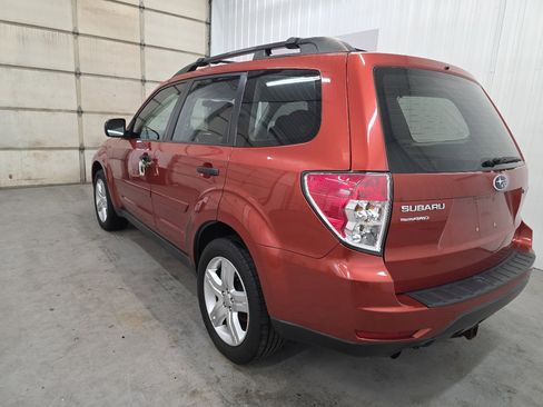 Used 2011 Subaru Forester 2.5X w/ Alloy Wheel Value Pkg image 10