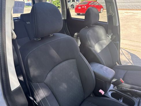Used 2014 Subaru Forester 2.5i Premium w/ All-Weather Package AWD/4WD image 28