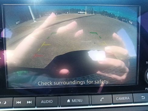 Used 2024 Nissan Altima 2.5 SR image 22