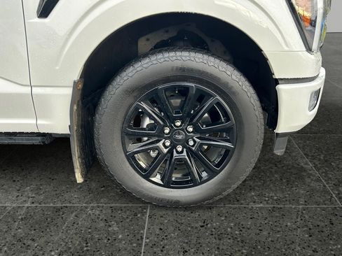 Used 2024 Ford F150 Platinum AWD/4WD image 9