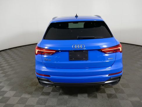Used 2022 Audi Q3 2.0T Premium Plus w/ Premium Plus Package AWD/4WD image 4