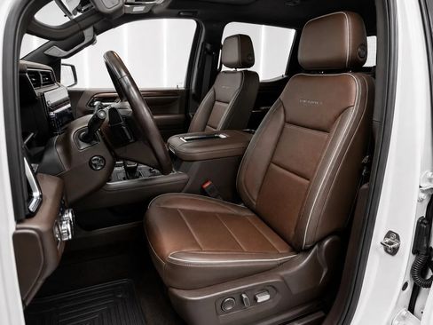 Used 2022 GMC Sierra 1500 Denali w/ Denali Reserve Package AWD/4WD image 8