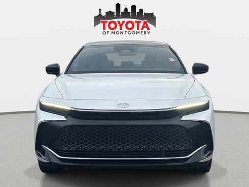 Used 2026 Toyota Crown Platinum image 10