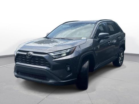 Used 2022 Toyota RAV4 XLE Premium FWD image 2