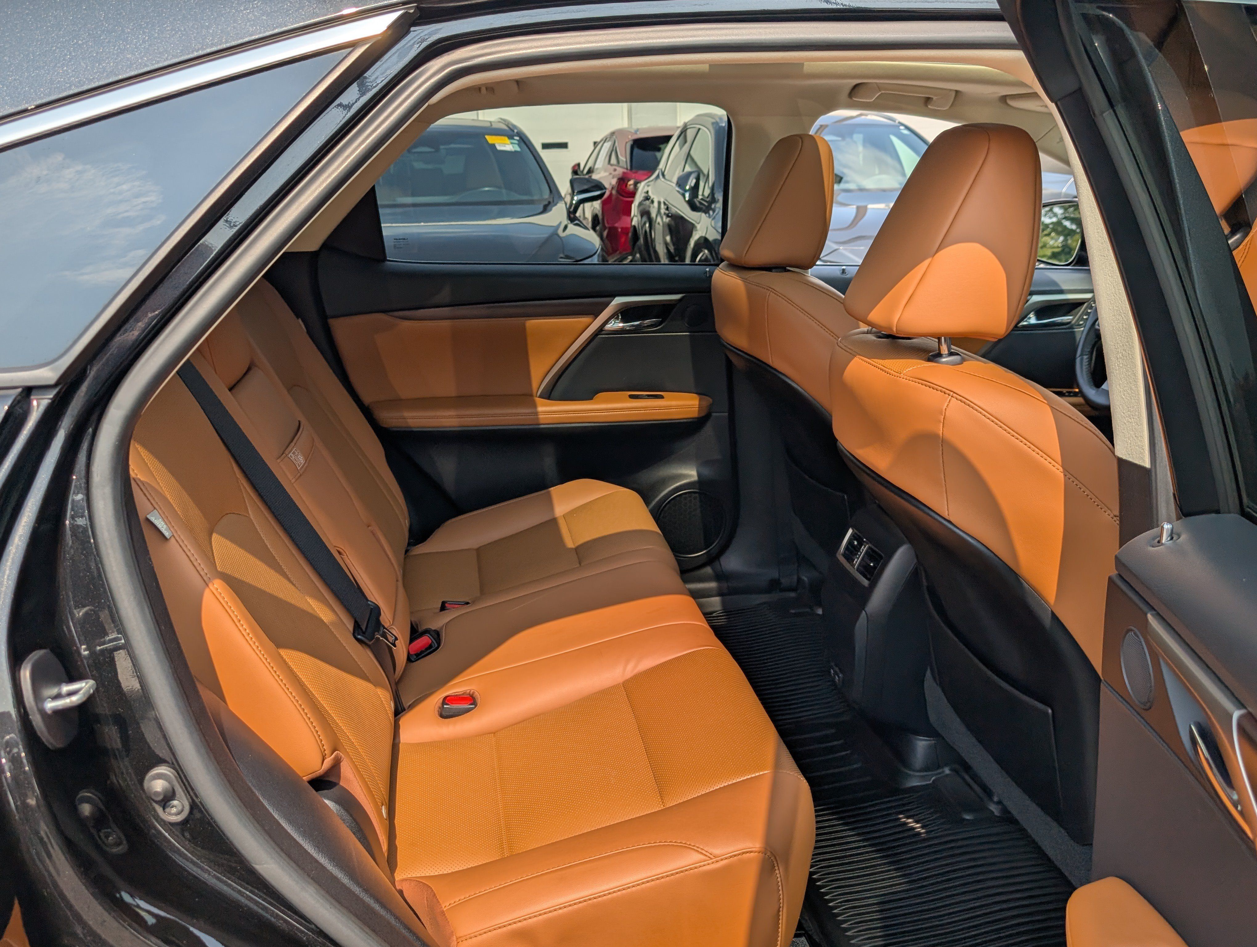 Used 2022 Lexus RX 350 AWD w/ Premium Package image 10