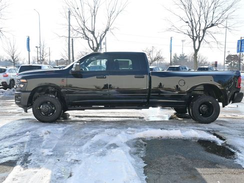 New 2026 RAM 3500 Tradesman image 4