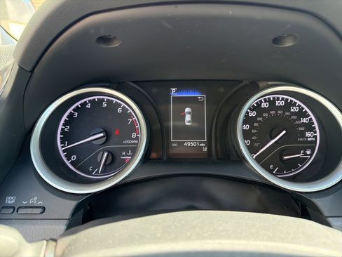 Used 2024 Toyota Camry LE image 10