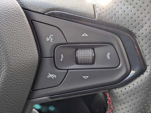 Used 2026 Chevrolet Trax RS w/ Driver Confidence Package FWD image 25