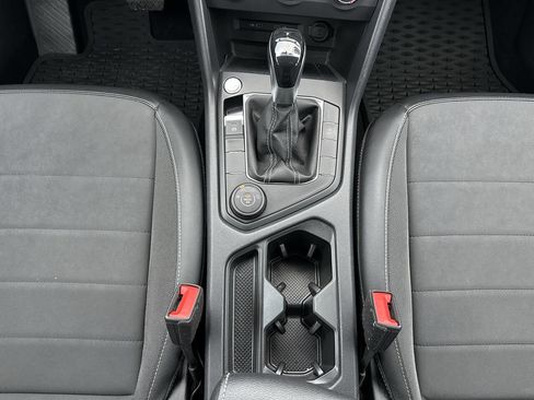 Used 2022 Volkswagen Taos SE image 17