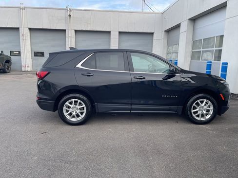Used 2024 Chevrolet Equinox LT AWD/4WD image 8