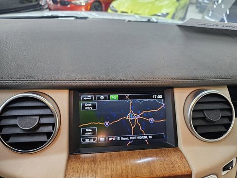 Used 2016 Land Rover LR4 HSE image 34