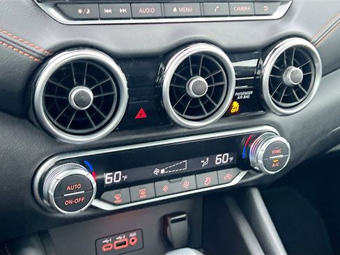 Used 2022 Nissan Sentra SR w/ Trunk Package image 15