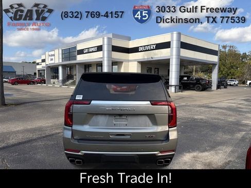 Used 2025 GMC Yukon Denali w/ Sun & Power Step Package image 9