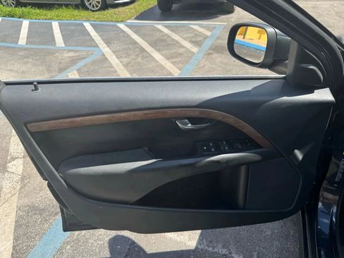 Used 2009 Volvo S80 3.2 image 14