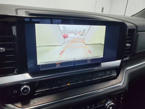 Used 2023 GMC Sierra 1500 SLT w/ SLT Convenience Package image 23