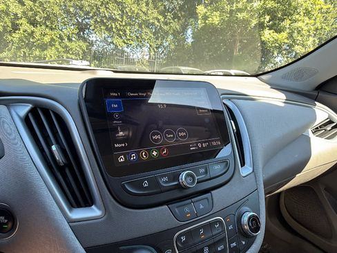 Used 2023 Chevrolet Malibu LT FWD image 14