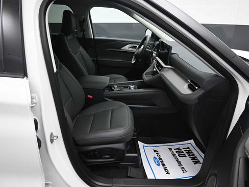 New 2026 Ford Explorer Active w/ Active Comfort Package AWD/4WD image 21