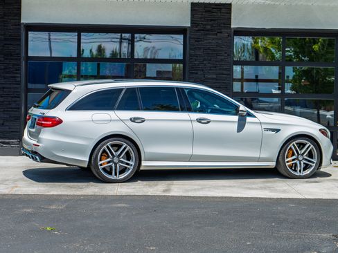 Used 2018 Mercedes-Benz E 63 AMG S image 11