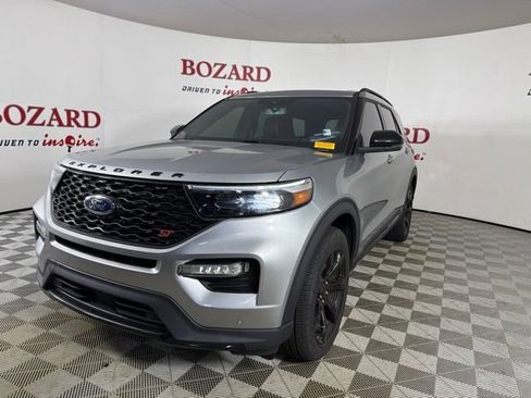 Used 2023 Ford Explorer ST w/ Equipment Group 401A AWD/4WD image 4