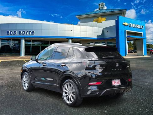 Used 2024 Buick Encore GX Avenir w/ Avenir Convenience Package FWD image 7