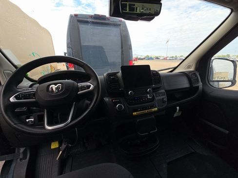 Used 2024 RAM ProMaster 3500 image 8