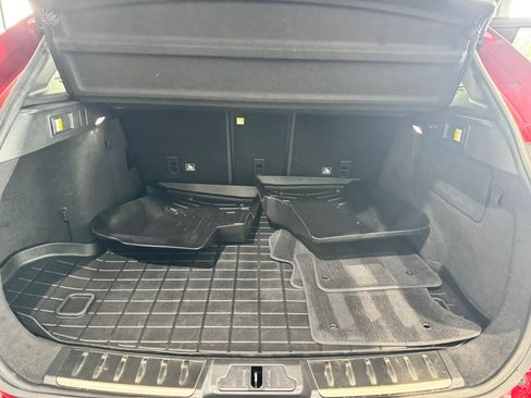 Used 2020 Jaguar F-PACE Prestige image 41