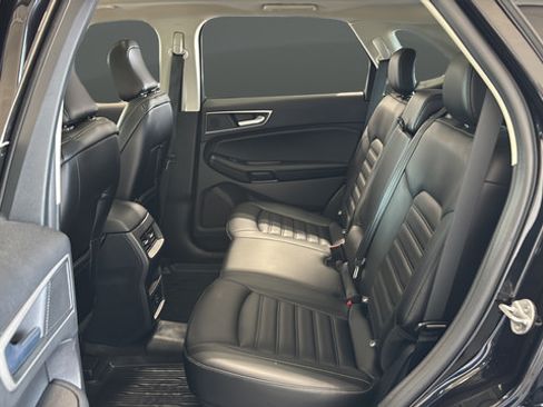 Used 2022 Ford Edge SEL AWD/4WD image 23
