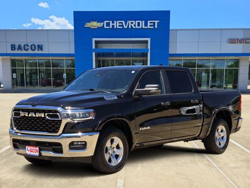 Used 2025 RAM 1500 Big Horn AWD/4WD image 1