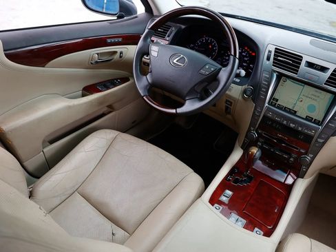 Used 2008 Lexus LS 460 RWD image 12
