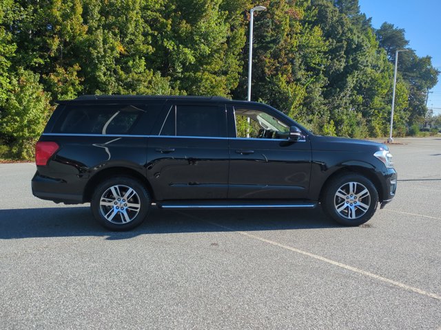 Certified 2022 Ford Expedition Max XLT RWD image 3