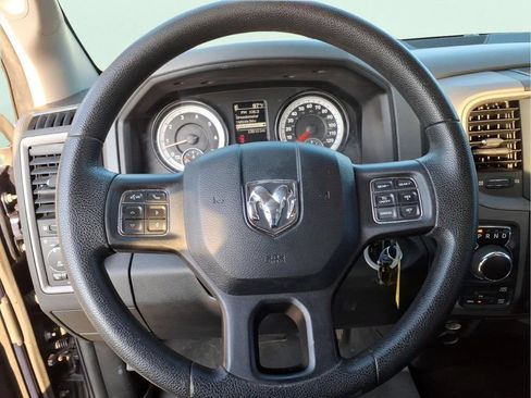 Used 2014 RAM 1500 Express AWD/4WD image 17