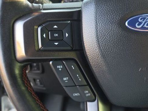 Used 2021 Ford Expedition Max Limited RWD image 24