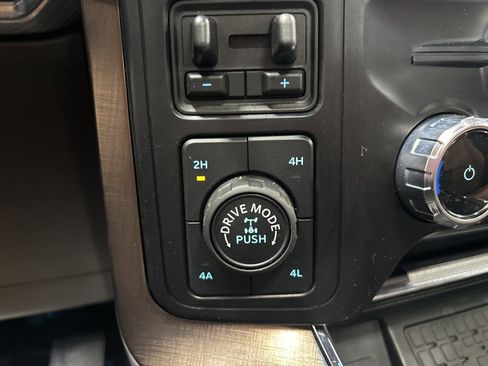 Used 2024 Ford F150 King Ranch w/ FX4 Off-Road Package image 46