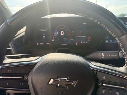 Used 2024 Chevrolet Traverse Z71 w/ Enhanced Driving Package AWD/4WD image 13